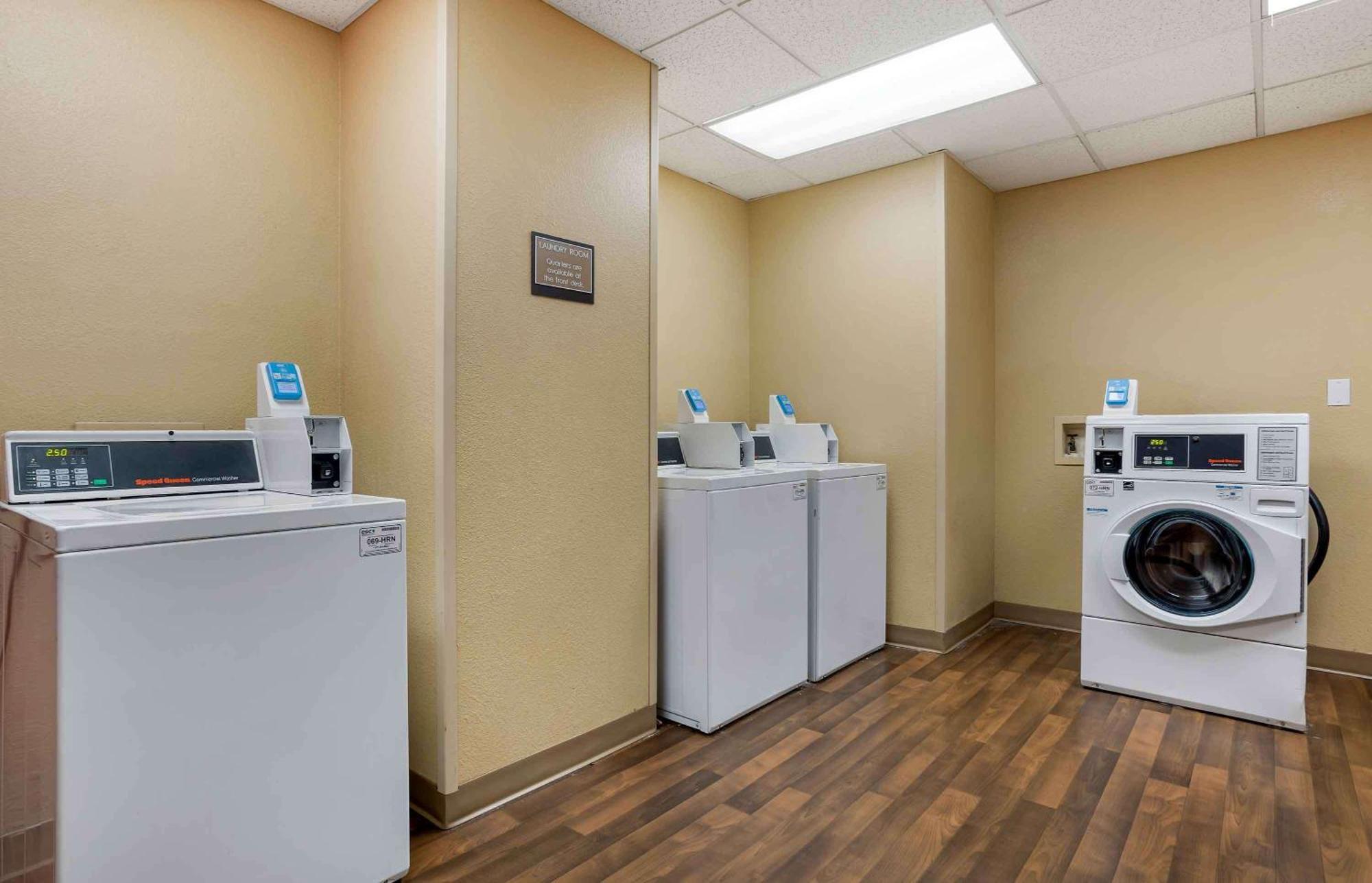 Extended Stay America Select Suites - Houston - Sugar Land Esterno foto