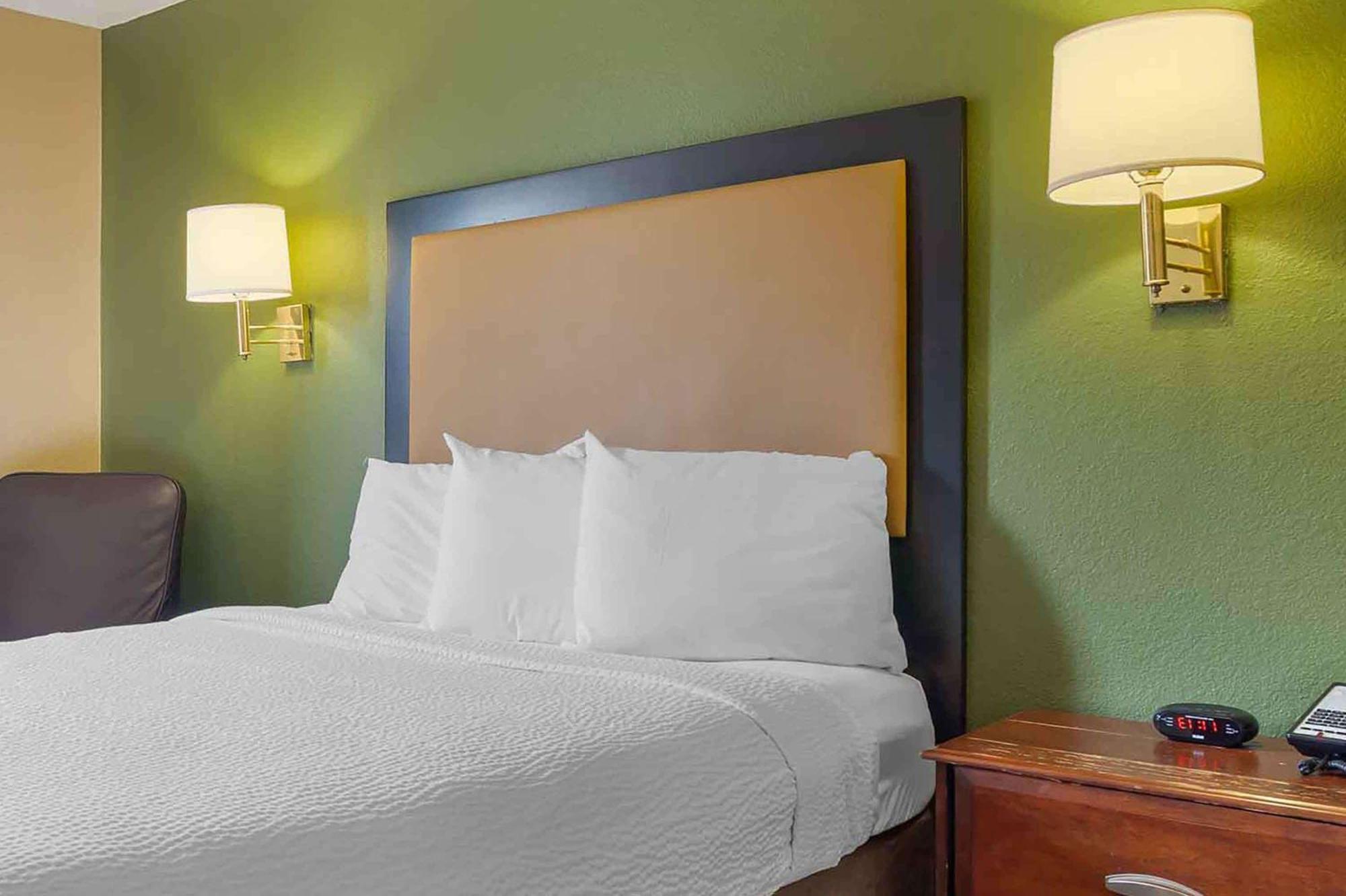 Extended Stay America Select Suites - Houston - Sugar Land Esterno foto