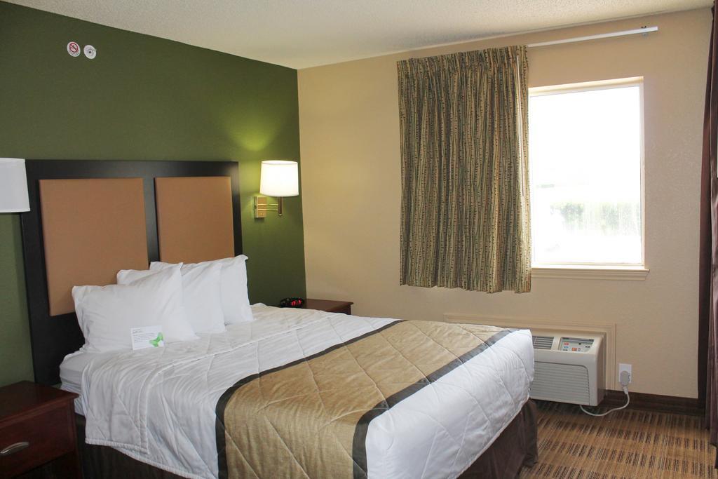 Extended Stay America Select Suites - Houston - Sugar Land Esterno foto