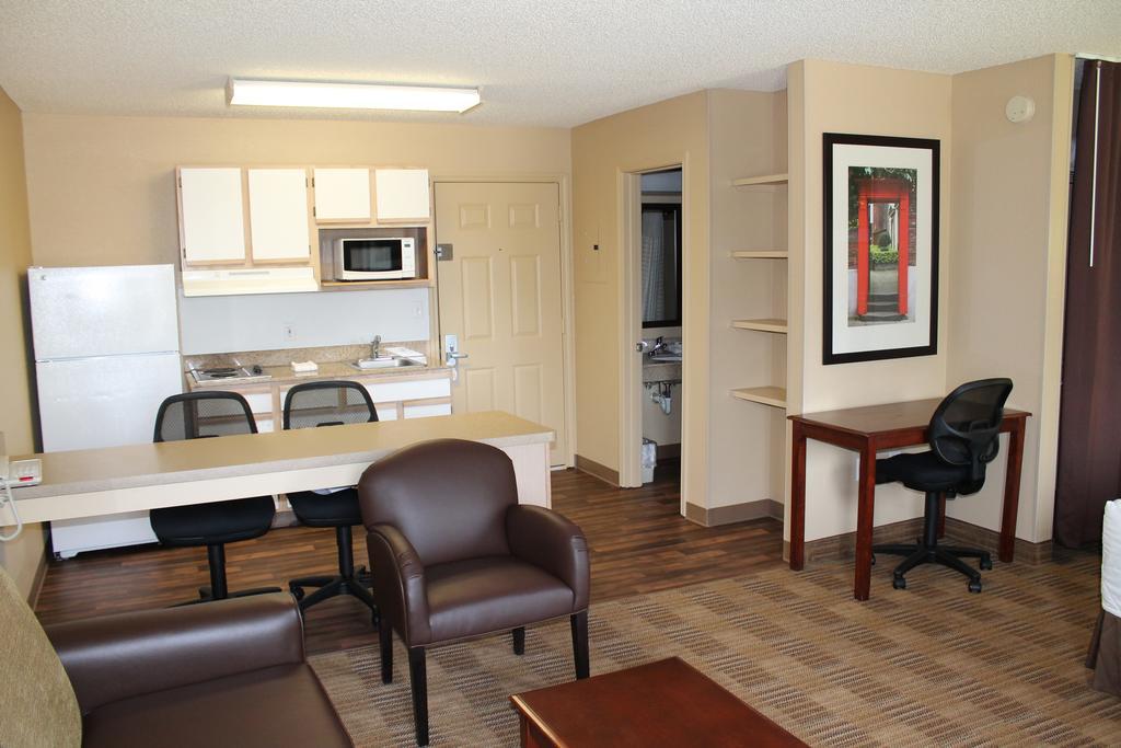 Extended Stay America Select Suites - Houston - Sugar Land Esterno foto